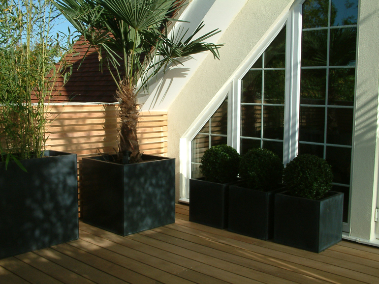 Contemporary roof garden design London